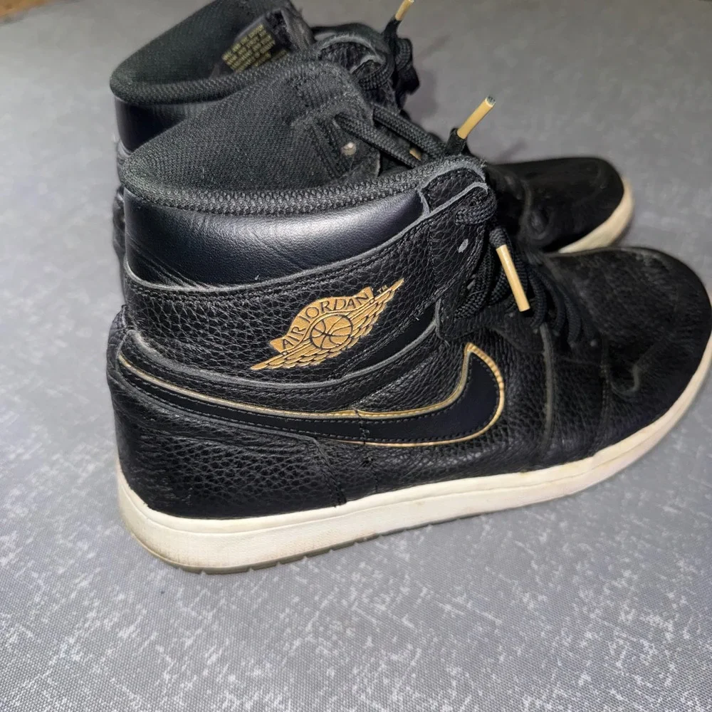 Nike Air Jordan 1 Retro High OG City of Flight Black Gold 555088-031 Mens 11